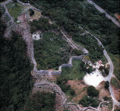今帰仁グスク全景