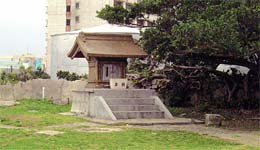三重城