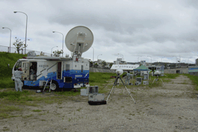 �ʐM�q����