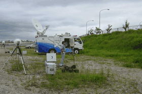 �ʐM�q����