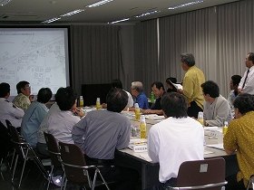 �O���[�v�C���^�r���[�̕��i