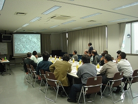 �O���[�v�C���^�r���[�̕��i