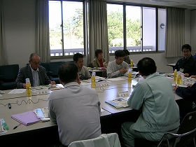 �O���[�v�C���^�r���[�̕��i