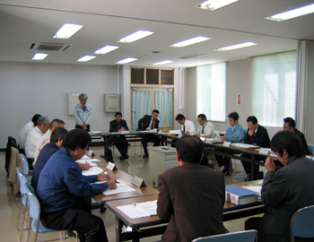 �����P�W�N�x�ߔe�V�s�S�E�s�s���a�ؑ΍􃏁[�L���O�O���[�v�ψ����c���̉摜