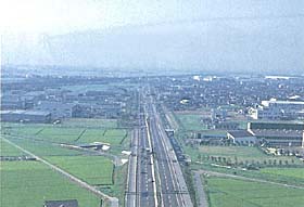 ����8�������o�C�p�X