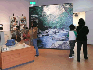 福地資料館内　展示コーナー